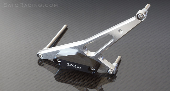 SATO RACING 1290 Super Duke Engine Slider [R]-side