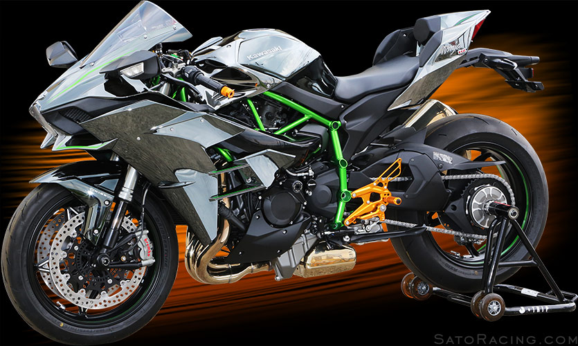 Kawasaki H2 with Sato Racing Rear Sets, Handle Bar Ends, Frame Sliders and Front Axle Sliders
