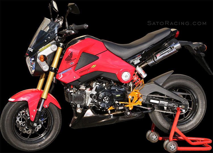 2014 Honda GROM with SATO RACING Rear Sets and Frame Sliders