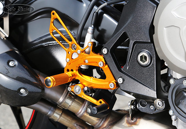 SATO RACING S1000R '17- Rear Sets in GOLD - R-side