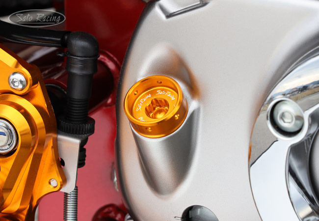 SATO Oil Filler Cap on a Honda Monkey SATO Oil Filler Cap on a Honda Monkey