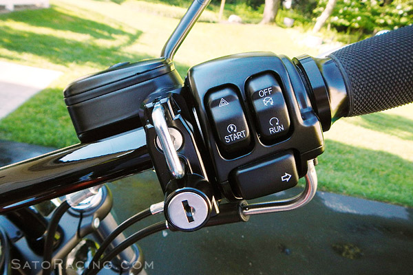 Harley davidson best sale helmet lock location