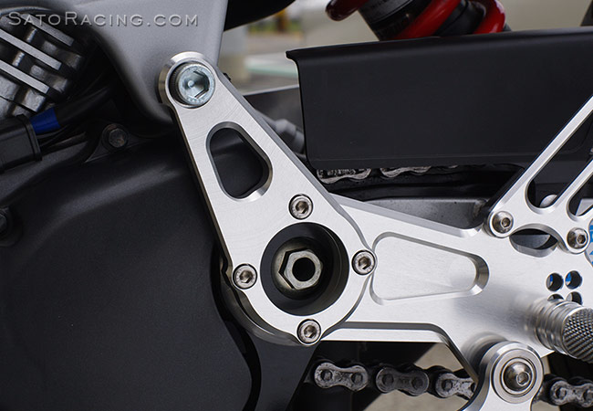 SATO RACING Rear Sets + Sub Plates for Honda VTR250 [L]-side