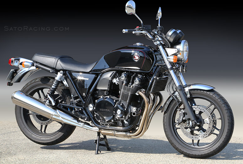 2015 Honda CB1100 with SATO RACING Rear Sets, Frame Sliders and Front Axle Sliders