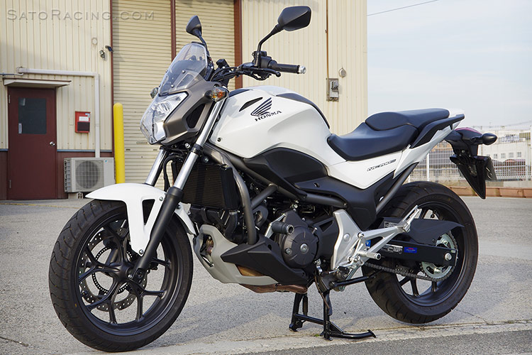 Honda NC700S with SATO RACING Rear Sets, Frame Sliders and Handle Bar Ends