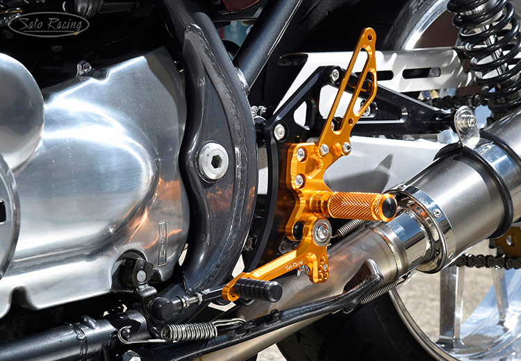 SATO RACING Kawasaki Zephyr 750 Rear Sets [L]-side in Gold