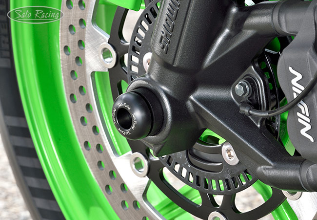 SATO RACING Front Axle Sliders on a 2024 ZX-6R