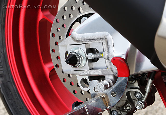 SATO RACING Race Concept Rear Axle Sliders for 2016- Aprilia RSV4