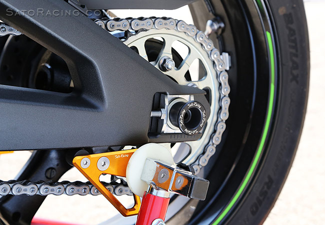 SATO RACING | Race Concept Rear Axle Sliders - Kawasaki ZX-10R ('16- )