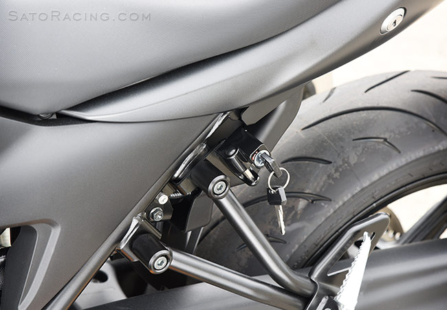 sv650 helmet lock