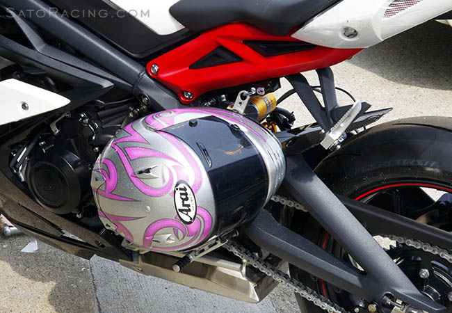 Street triple hot sale helmet lock