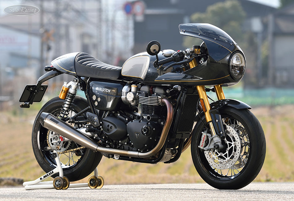 Triumph Thruxton TFC with SATO RACING Rear Sets and Frame Sliders