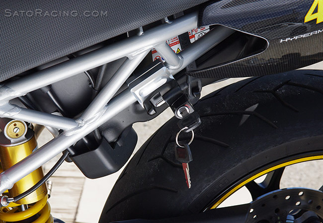 SATO RACING  Helmet Lock - Index