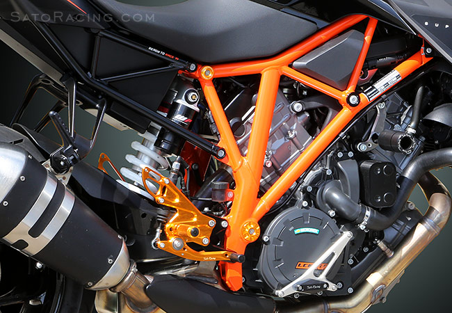 KTM 1290 Super Duke R with SATO RACING Frame Plugs + other parts