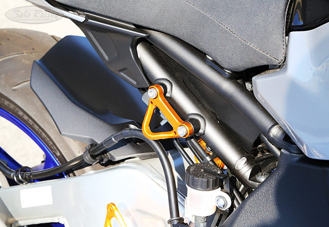 SATO RACING Yamaha FZ-10/ MT-10 '17- Racing Hook in Gold