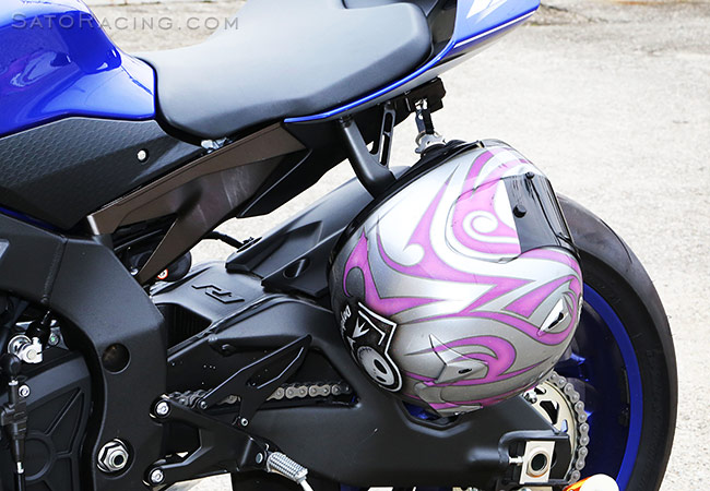 yamaha r15 v3 helmet lock