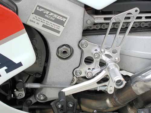 SATO RACING Honda RC30 Rear Sets - L-side