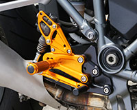 REAR SETS [GOLD] - BMW R1200R/ RS ('15-'18)