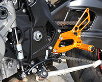 REAR SETS [GOLD] - BMW S1000R ('17-'18)