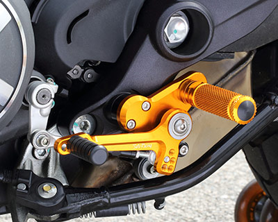 REAR SETS [GOLD] - Ducati Scrambler 400/800 '15- / Monster797