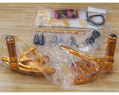 REAR SETS [GOLD] - Honda CBR929RR/ CBR954RR