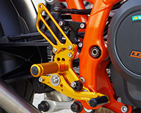 REAR SETS [BLACK] - KTM 690 DUKE ('12- )