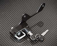 HELMET LOCK - Triumph Daytona '13- / Street Triple '13-