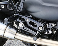REAR SETS [BLACK] - Triumph Bonneville / Street Twin ('16-'20)
