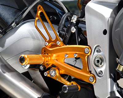 REAR SETS [GOLD] - Triumph Daytona 765 ('20)