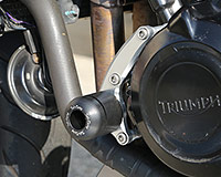 ENGINE SLIDER [L-SIDE] - Triumph StreetTriple 13-16/ Trident 660