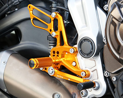 REAR SETS [GOLD] - Yamaha FZ-07 / MT-07 ('14-'19)