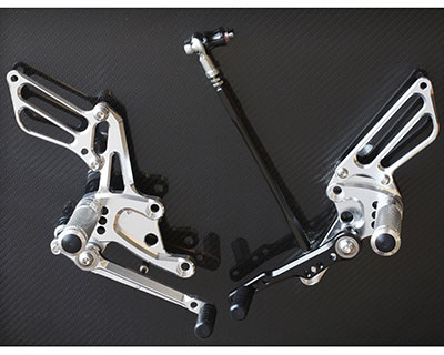 REAR SETS [SILVER] - Yamaha FZ-07 / MT-07 ('14-'19)