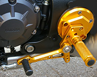 REAR SETS [GOLD] - Yamaha VMAX 1700 ('09-'19)